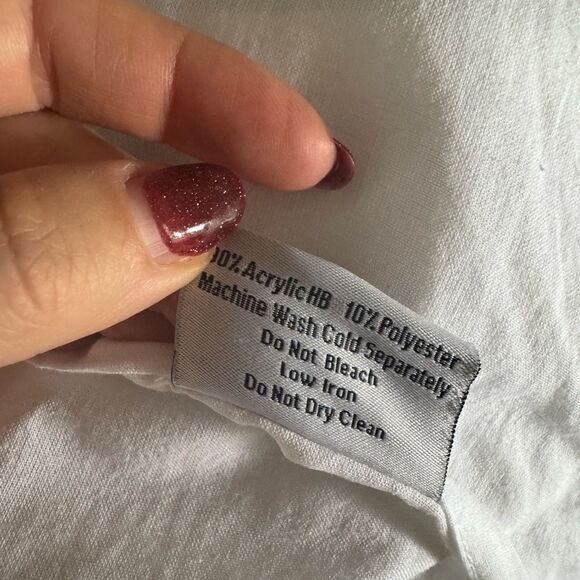 Made in Portugal Knit decorative pillows from Home  Goods set of 2 - Picture 4 of 5